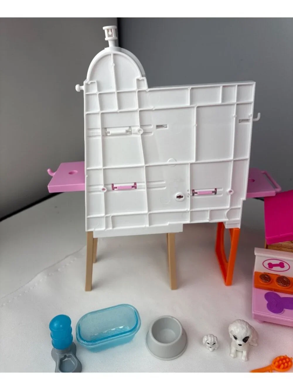 Barbie Pet Boutique Doghouse Playset Toy Grooming Station w/ Accessories Dogs